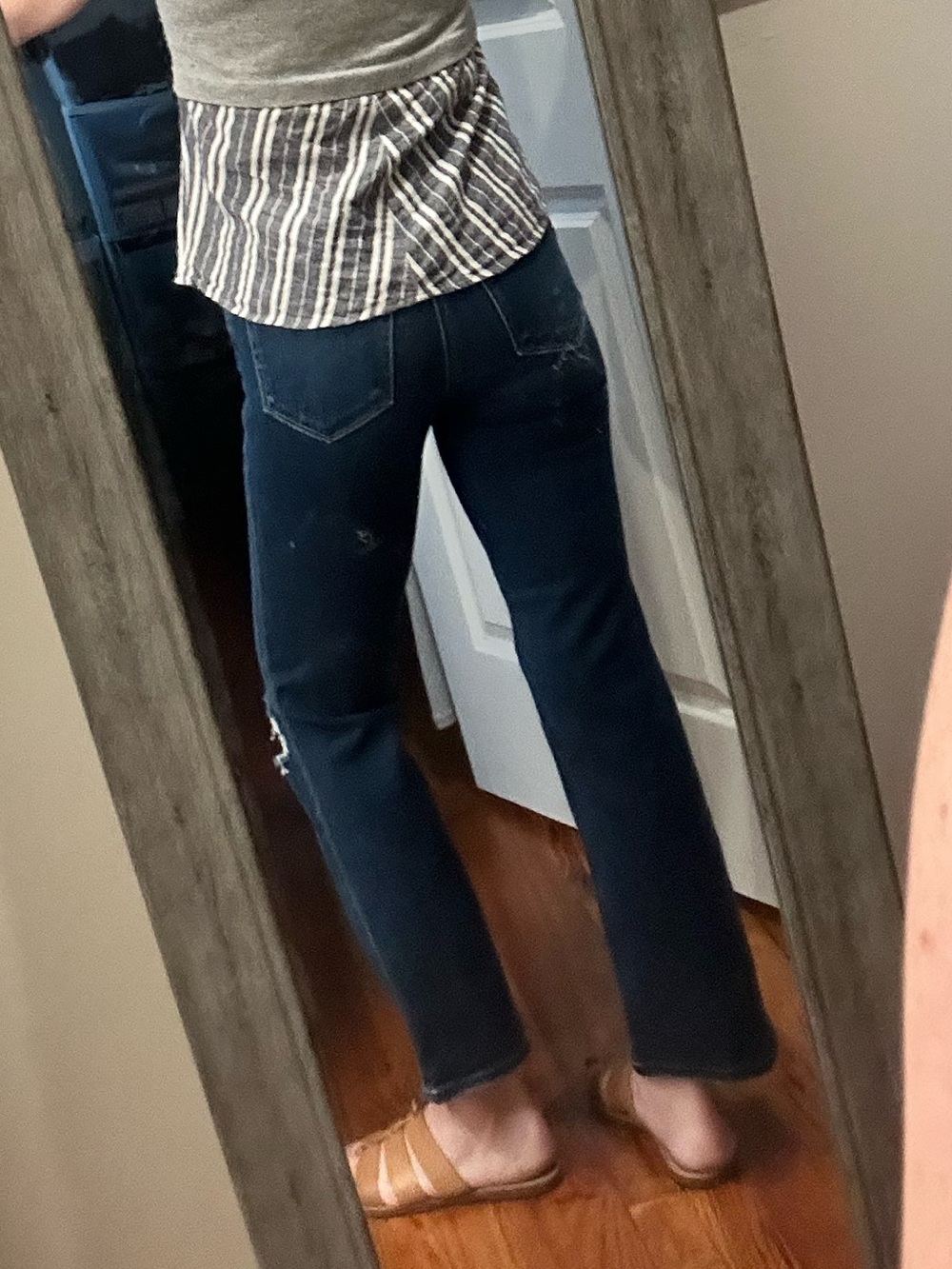 Like New PAIGE Atley Ankle Flare Cropped High Rise Stretch Jeans - Picture 5 of 16